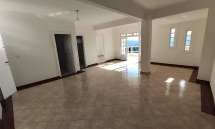 Apartamento à venda, 4 quartos, 2 suítes, 2 vagas, Primeiro de Maio - Brusque/SC
