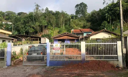 Terreno à venda no Bateas, Brusque 