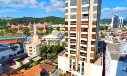 Apartamento de Alto Padrão no Centro semi mobiliado com terraço no Residencial Luiz Gustavo (Aceita permuta por casa no bairro Jardim Maluche)