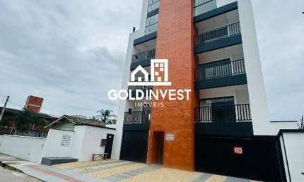 Apartamento novo com 2 suítes no bairro Santa Terezinha