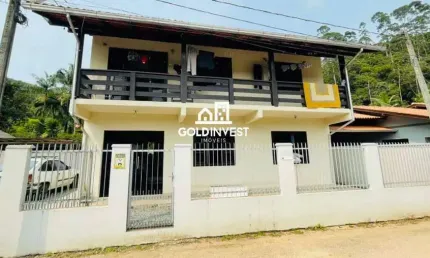 Duas casas no mesmo terreno á venda no bairro zantão