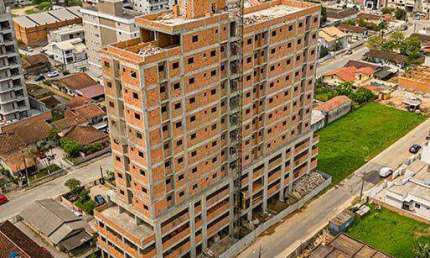 Flat à venda, 1 quarto, 1 suíte, 1 vaga, Santa Terezinha - Brusque/SC