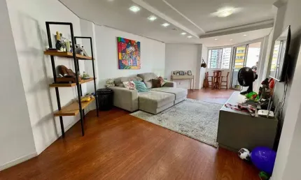 Apartamento a venda com 3 quartos (1 suíte) no centro de brusque