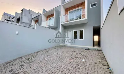 Sobrado geminado com 3 quartos no bairro Planalto!!!