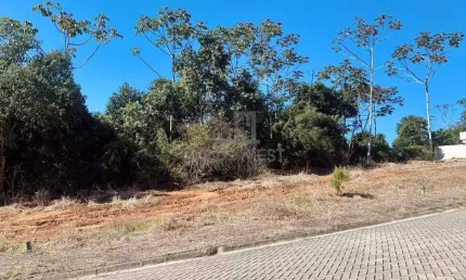 Terreno com 363,93 m², no Aymoré pra você que procura tranquilidade, segurança e excelente localização!