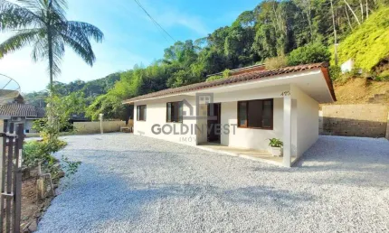 Casa solta no terreno á venda no bairro Zantão em Brusque