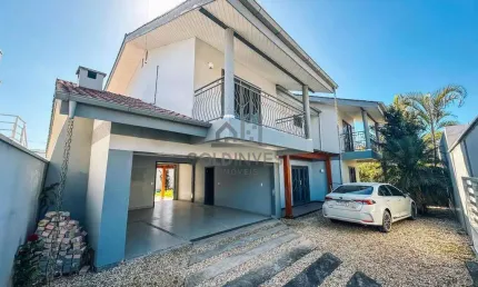 Casa Ampla de Dois Andares no Bairro Dom Joaquim – Ideal para Duas Famílias!
