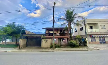Casa com 4 quartos para alugar no Rio Branco, Brusque 