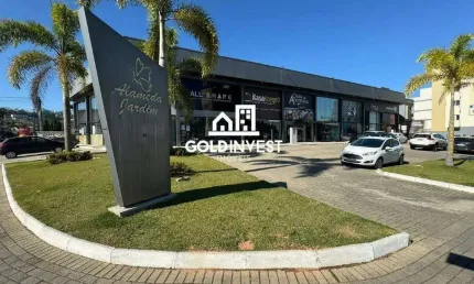 Sala comercial com 100m² no bairro Jardim Maluche!!!