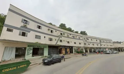 Apartamento com 2 quartos para alugar no Azambuja, Brusque 