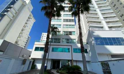 Apartamento semi mobiliado com 2 quartos (1 suíte) no bairro São Luiz-Brusque!!