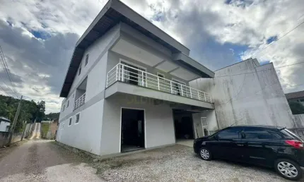 Casa com 3 quartos para alugar no Santa Luzia, Brusque 