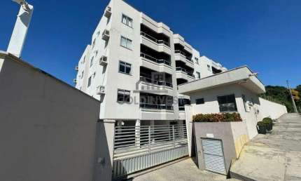 Apartamento com 3 quartos para alugar no Centro I, Brusque 
