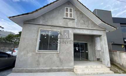 Casa comercial com 150m² na rua geral da Primeiro De Maio-Brusque!!