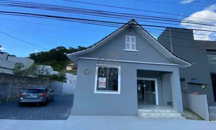 Casa comercial com 150m² na rua geral da primeiro de maio-brusque!!