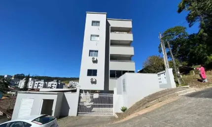 Apartamento com 2 quartos para alugar no Limeira Baixa, Brusque 