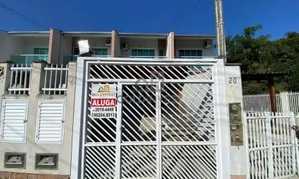 Casa com 2 dormitórios para locação no bairro Paquetá-Brusque!!