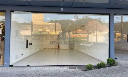 Sala comercial com 60m² ao lado da FIP Santa Terezinha_Brusque!!