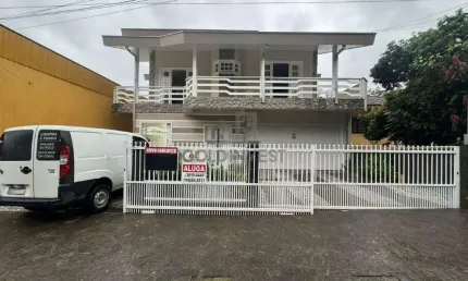 Sala comercial com 200m² no bairro nova brasília!!!