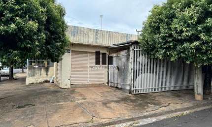 Casa Comercial para Venda em São José do Rio Preto, SÃO FRANCISCO, 2 dormitórios, 1 banheiro, 2 vagas