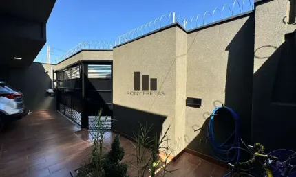 Casa 3 dormitórios para Venda em São José do Rio Preto, Residencial Santa Regina, 3 dormitórios, 1 suíte, 3 banheiros, 2 vagas
