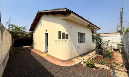 Casa 2 dormitórios para Venda em São José do Rio Preto, Jardim Nunes, 2 dormitórios, 1 banheiro, 2 vagas