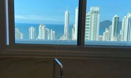 Para Alugar: Apto 129 m² com 2 Suítes + 1 Quarto – Amplo e Arejado