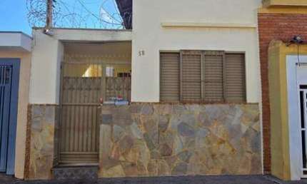 Casa à venda em Ribeirão Preto, Vila Tibério, com 2 quartos, 86m²