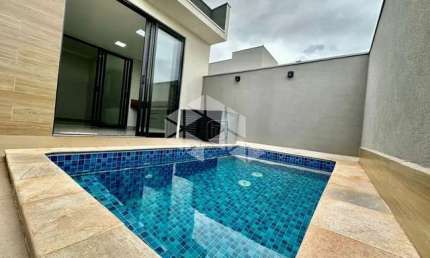 Vende-se Casa Térrea em condominio  com 03 suítes, 04 vagas- jardim san Marco  Bonfin Paulista