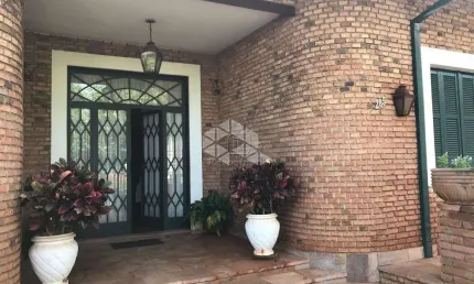 Vende  casa - jardim sumare - 4 dormitórios , 1 suíte,  4 banheiros , 3 vagas