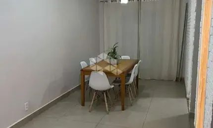 Sobrado á venda - 3 dormitorios -2 vagas - bairro vila do golf