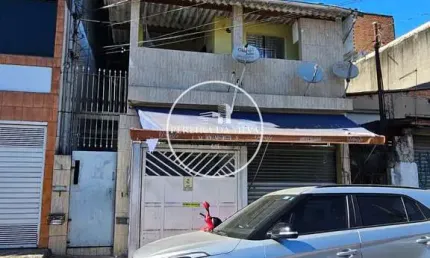 Sobrado a venda para renda com 7 casas e 1 salão em Parque Santo Antônio - São Paulo /SP