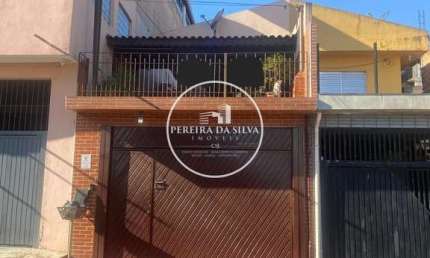 Casa Sobrado á venda com 3 dormitórios em Jardim Casablanca - São Paulo/SP