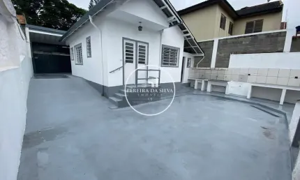 Casa comercial para alugar na Rua Luciano Silva, 156, Vila das Belezas, São Paulo
