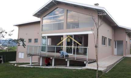 Sobrado com 4 dormitórios à venda, 300 m² por R$ 1.500.000,00 - Condomínio Village da Serra - Tremembé/SP