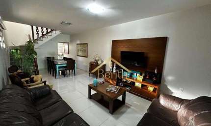 Sobrado com 3 dormitórios à venda, 207 m² por R$ 500.000 - Chácara do Visconde - Taubaté/SP