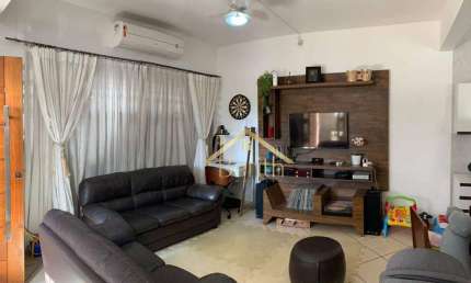 Sobrado com 3 dormitórios à venda, 200 m² por R$ 565.000,00 - Parque Paduan - Taubaté/SP