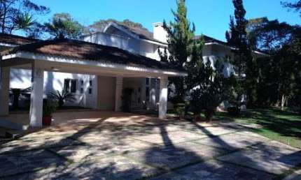 Sobrado com 3 dormitórios para alugar, 400 m² por R$ 7.500,00/mês - Chácaras Cataguá - Taubaté/SP