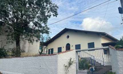 Casa com 4 dormitórios à venda, 400 m² por R$ 900.000,00 - Centro - Tremembé/SP