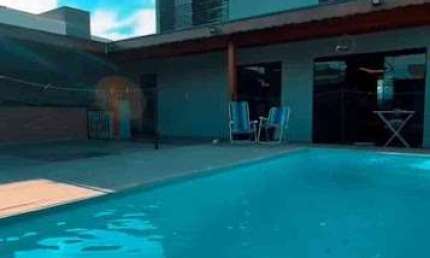 Sobrado com 4 dormitórios à venda, 260 m² por R$ 1.500.000,00 - Piracangaguá - Taubaté/SP