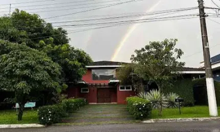 Casa com 3 dormitórios para alugar, 270 m² por r$ 6.900,00/mês - nossa senhora do perpétuo socorro - pindamonhangaba/sp