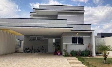 Sobrado com 4 dormitórios, 260 m² - venda por R$ 1.330.000,00 ou aluguel por R$ 9.430,00/mês - Piracangaguá - Taubaté/SP