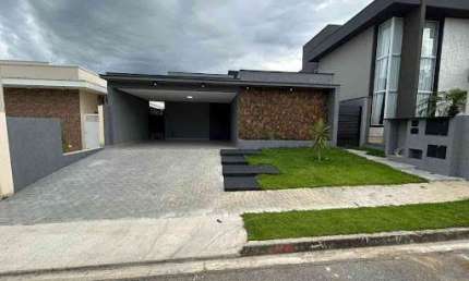 Casa com 3 dormitórios à venda, 185 m² por R$ 1.250.000,00 - Piracangaguá - Taubaté/SP
