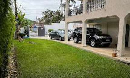 Sobrado com 4 dormitórios para alugar, 360 m² por R$ 7.000,00/mês - Jardim das Nações - Taubaté/SP