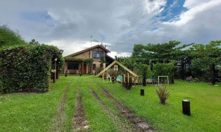 Chácara com 3 dormitórios à venda, 1280 m² por R$ 1.600.000,00 - Mandú - Pindamonhangaba/SP