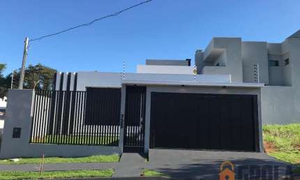 Casa para Venda em Campo Mourão, Jardim Flora III, 3 dormitórios, 3 suítes, 4 banheiros, 4 vagas