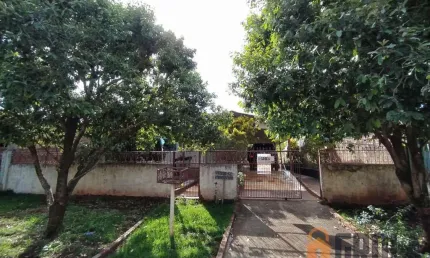 Casa para Venda em Campo Mourão, Jardim Santa Cruz, 3 dormitórios, 1 banheiro, 2 vagas