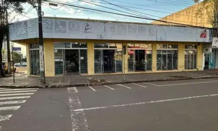 Imóvel Comercial para Venda em Campo Mourão, Centro