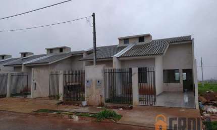 Casa para Venda em Campo Mourão, Jardim Panambi, 2 dormitórios, 1 banheiro, 1 vaga