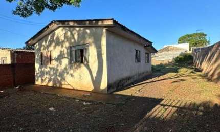 Casa para Venda em Campo Mourão, Jardim Santa Cruz, 2 dormitórios, 1 banheiro